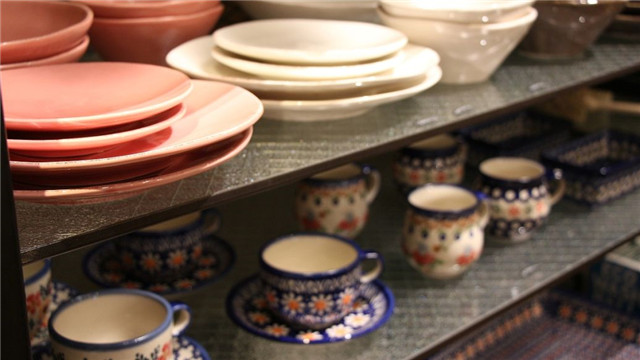 上海機場餐具廚具進口報關費用以及關稅是多少？ 